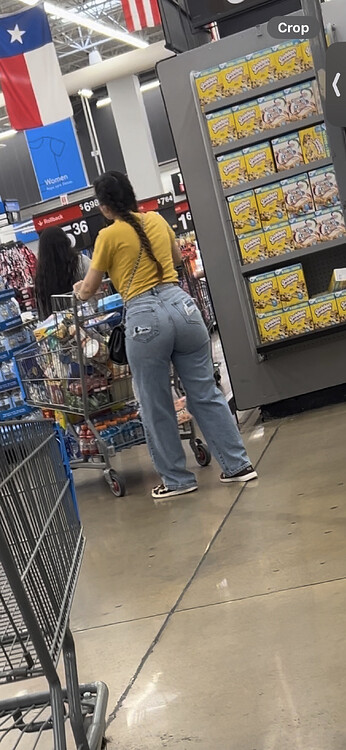 First Post Thick Latina In Walmart OC Tight Jeans Forum
