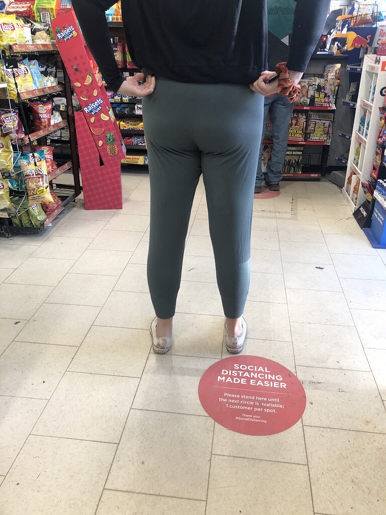 Blonde Pawg At Circle K - Spandex, Leggings  Yoga Pants - Forum