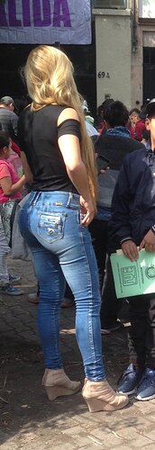 Tight Jeans 4936