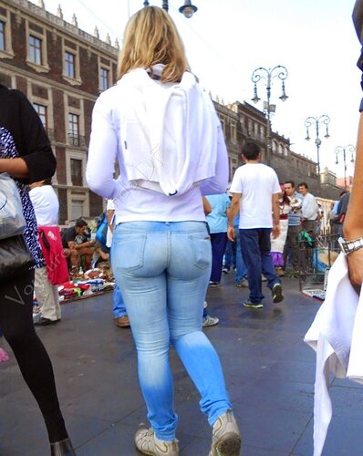 Tight Ass Jeans 683