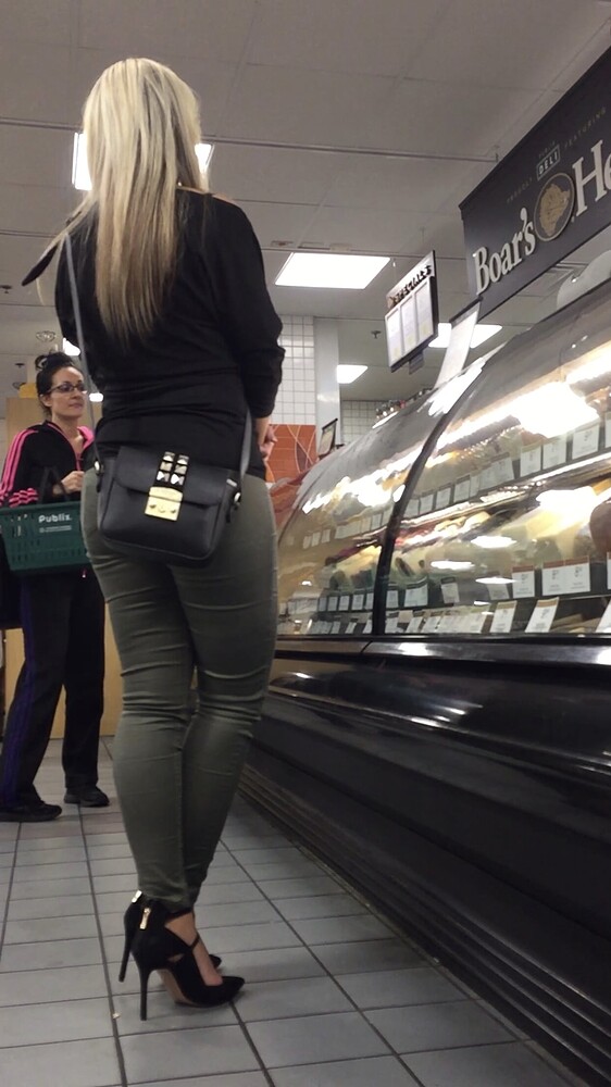 College to professional at the market - Spandex, Leggings & Yoga Pants ...