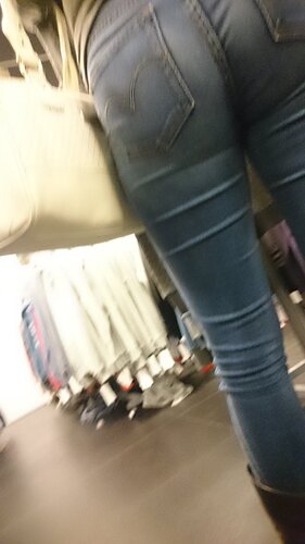 Tight Levis Jeans 186