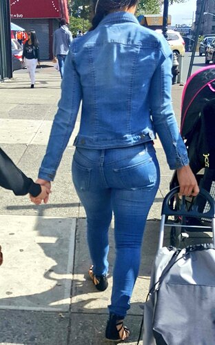 Tight Jeans 346