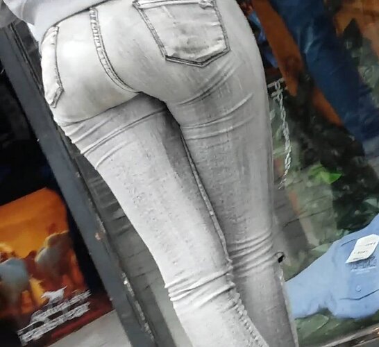 Tight Jeans 692
