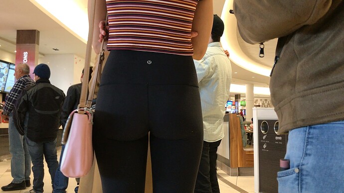 TightLuluTeen_Moment1