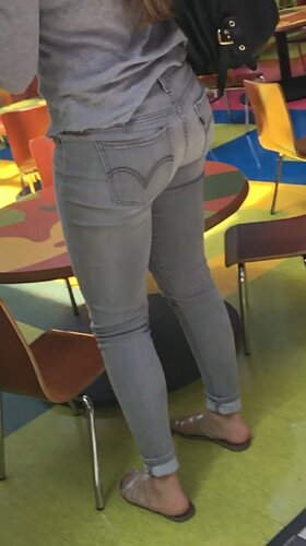 Tight Levis Jeans 298