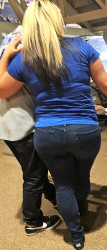 Tight Levis Jeans 396