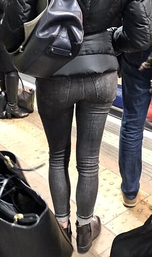 Tight Jeans 2506