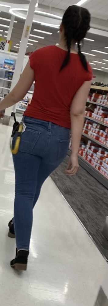 Thick Pawg Target Worker Tight Jeans Forum