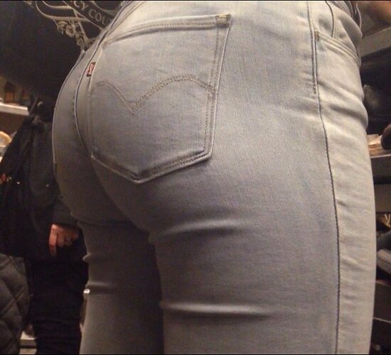 Tight Levis Jeans 73