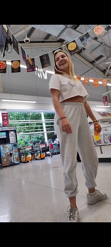 Screenshot_2021-08-22-09-15-14-773_com.miui.videoplayer
