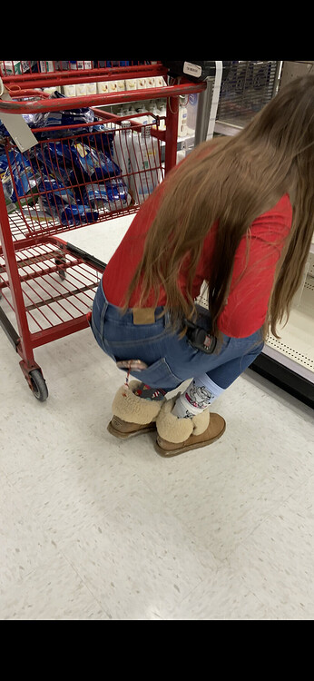 Target worker in jeans - Tight Jeans - Forum