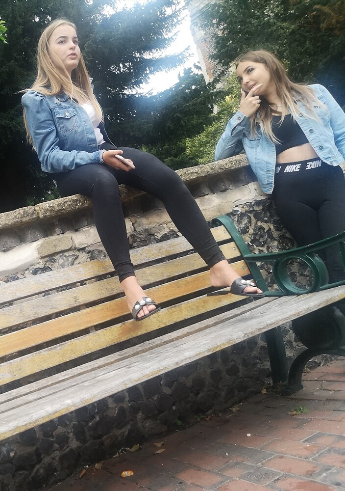 Two sexyy teens Forum