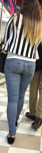 Tight Levis Jeans 171
