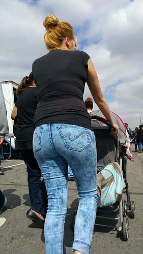 Tight Ass Jeans 86