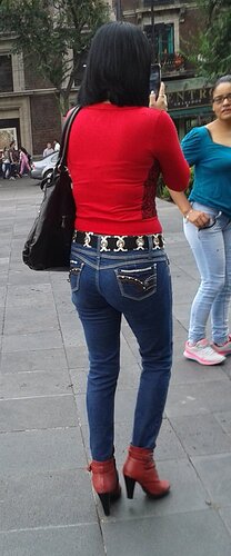 Tight Jeans 534