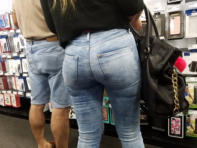 Tight jeans 520