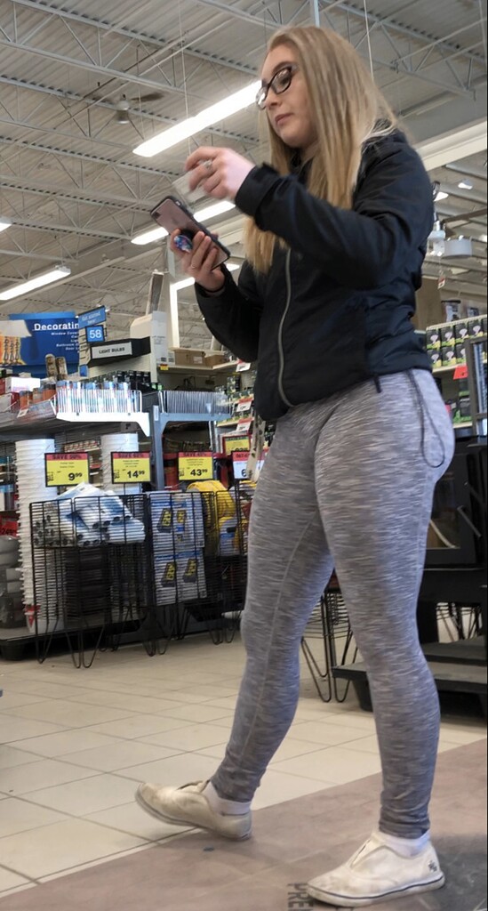 Teen Shopping With Her Mom Spandex Leggings And Yoga Pants Forum 891 