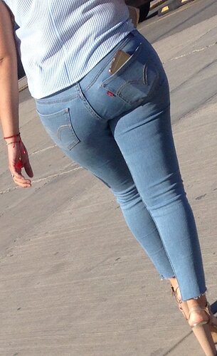 Tight Levis Jeans 731