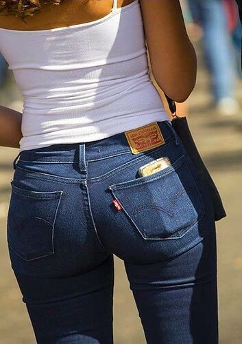 Tight Levis Jeans 2 (12)