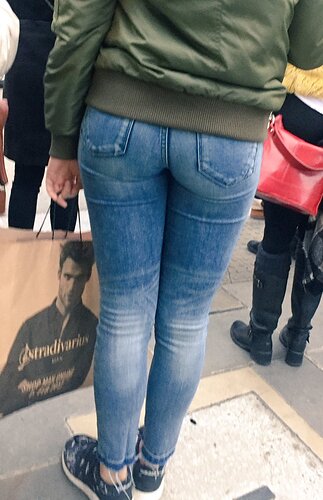 Tight Jeans 1496
