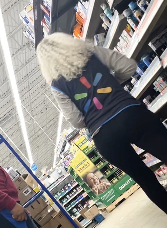 Walmart employee with a pretty nice ass - Spandex, Leggings & Yoga ...