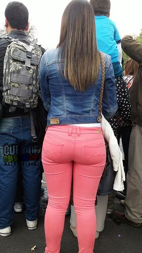Tight Jeans 1325