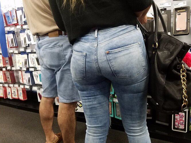 Tight Jeans 518