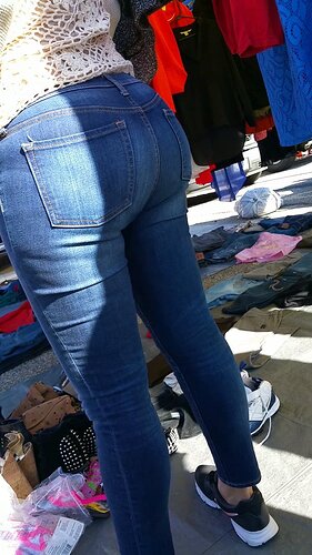 Tight Ass Jeans 204