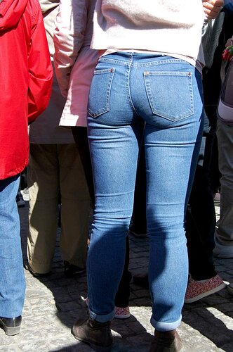 Tight Ass Jeans 750