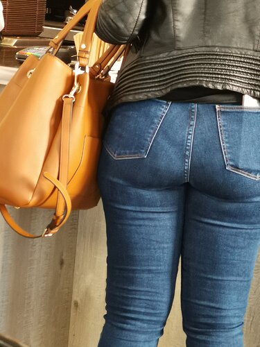 Tight Jeans 138 (2)
