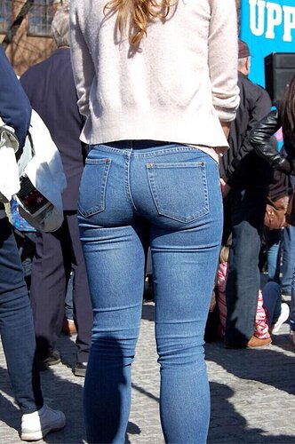 Tight Ass Jeans 343