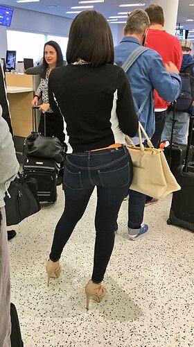 Tight Jeans 605