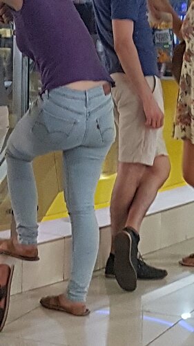 Tight Levis Jeans 1134