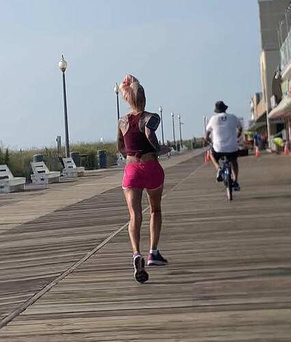 pink runner 2