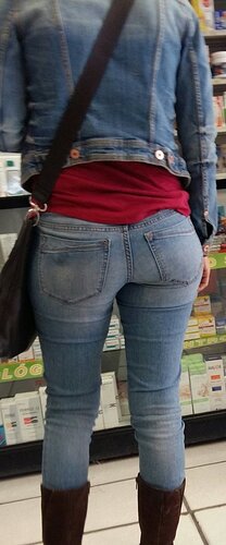 Tight Ass Jeans 274