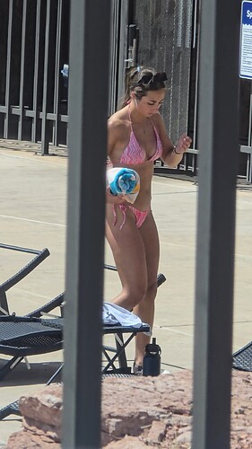 Pink24