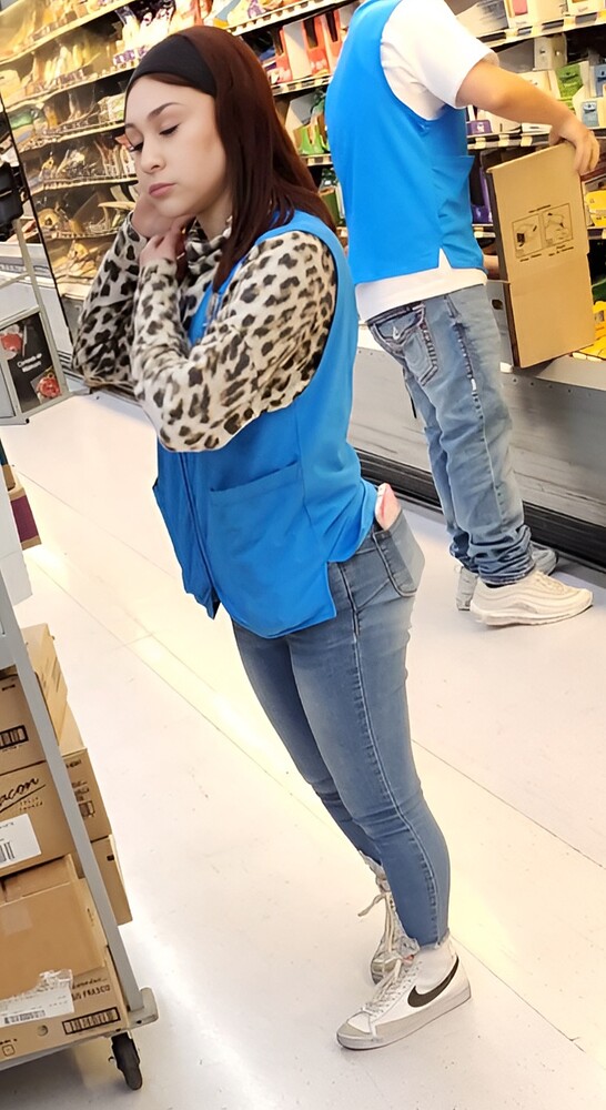 Sexy short walmart latina - Tight Jeans - Forum