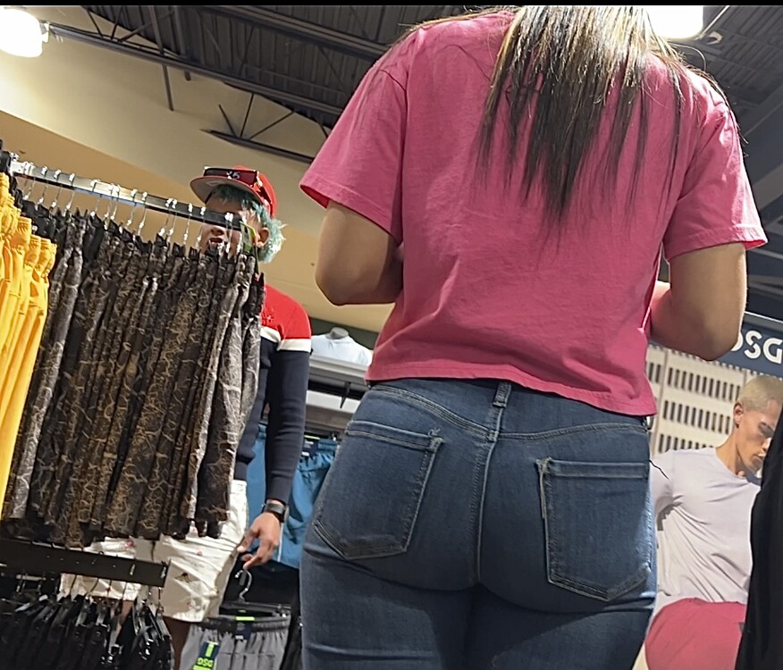 Latinas In tight jeans 🔥 - Tight Jeans - Forum