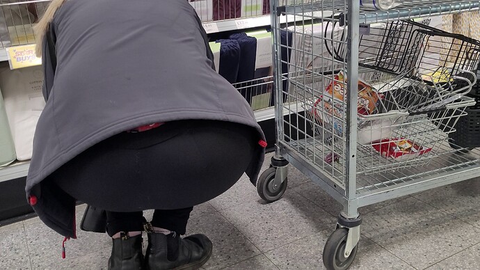 home bargains00295