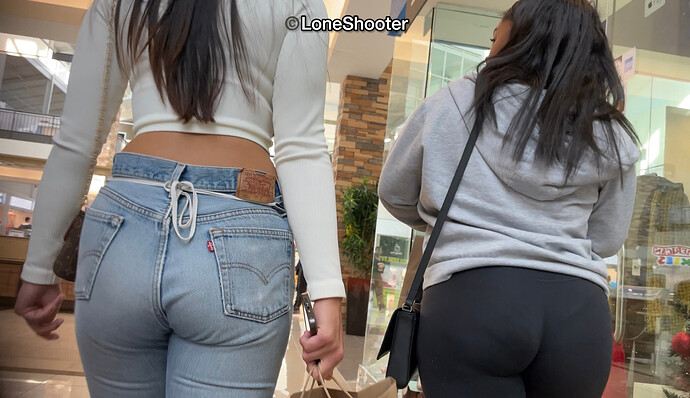 phat-booty-candid-ass-latina-bubble-booty-in-jeans
