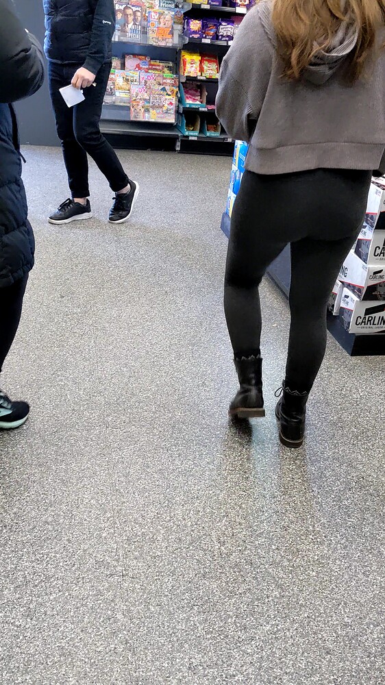 Chubby teen ass in leggings - Spandex, Leggings & Yoga Pants - Forum