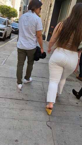 BigCuloWhite (16)