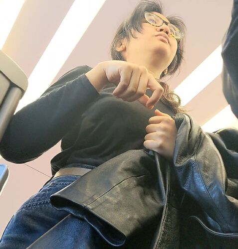 vlcsnap-2023-04-17-09h15m56s679