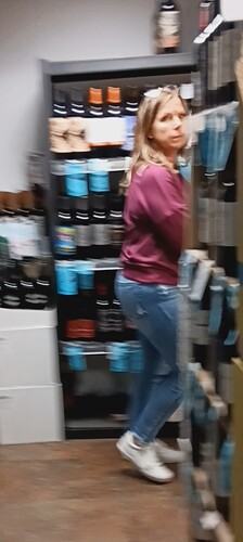 VideoCapture_20240501-224951