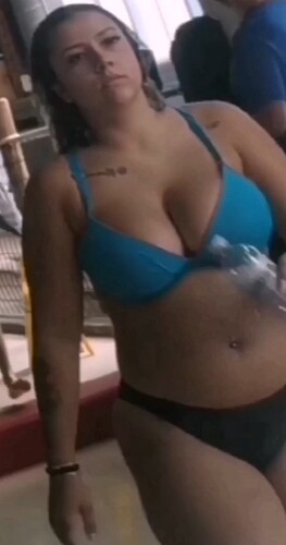 Screenshot_20220802_144744_zoom.pan.video.player.zoomandpanvideoplayer_edit_272804907576602