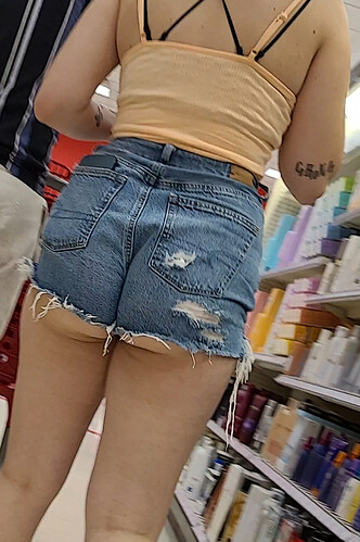 jean shorts ass (30)