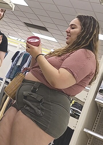 extra thicc brunette pawg (40)