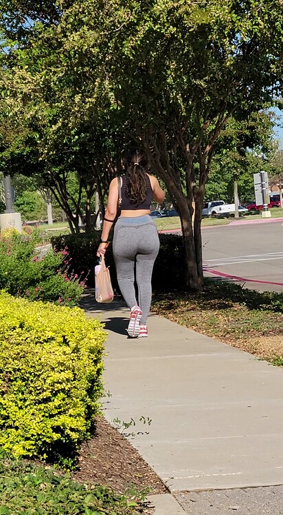 Big Fat Jiggly Milf Bootay Spandex Leggings And Yoga Pants Forum