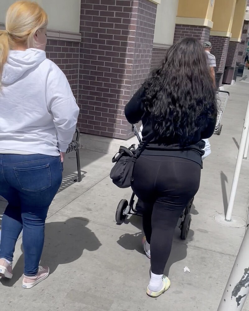 2 Thick Latina Milfs - ass - Forum